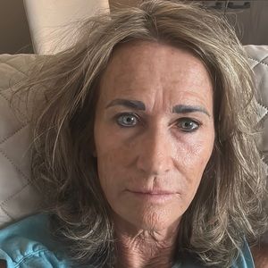 Meet your Posher, Deana